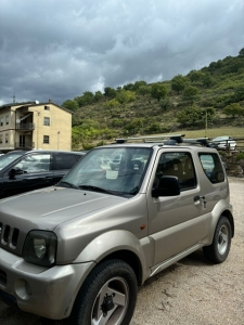 SUZUKI JIMNY  1300 BENZINA  ANNO 2005  CON GANCIO TRAINO